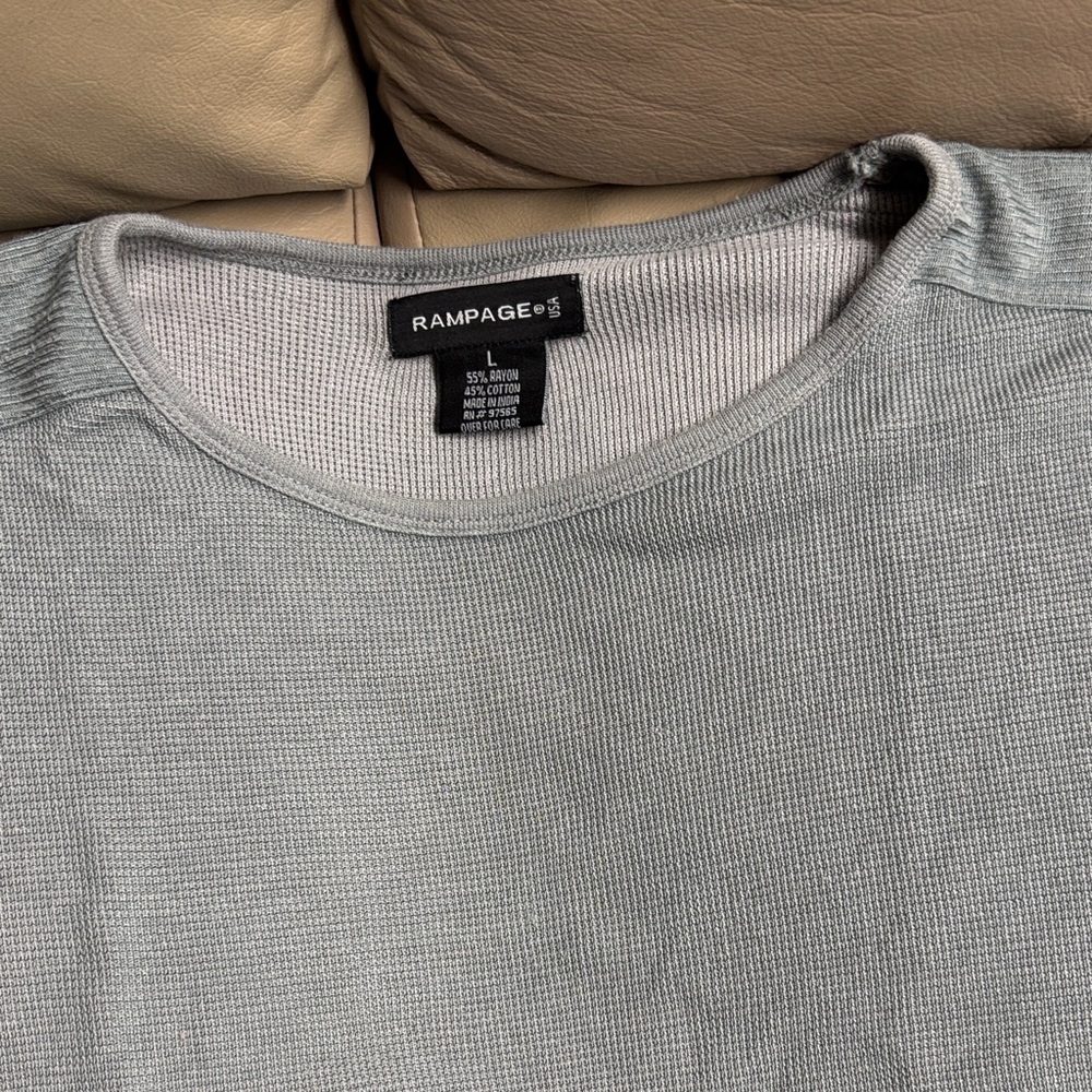 Rampage Vintage 90’s Gray Waffle Knit Long Sleeve Top